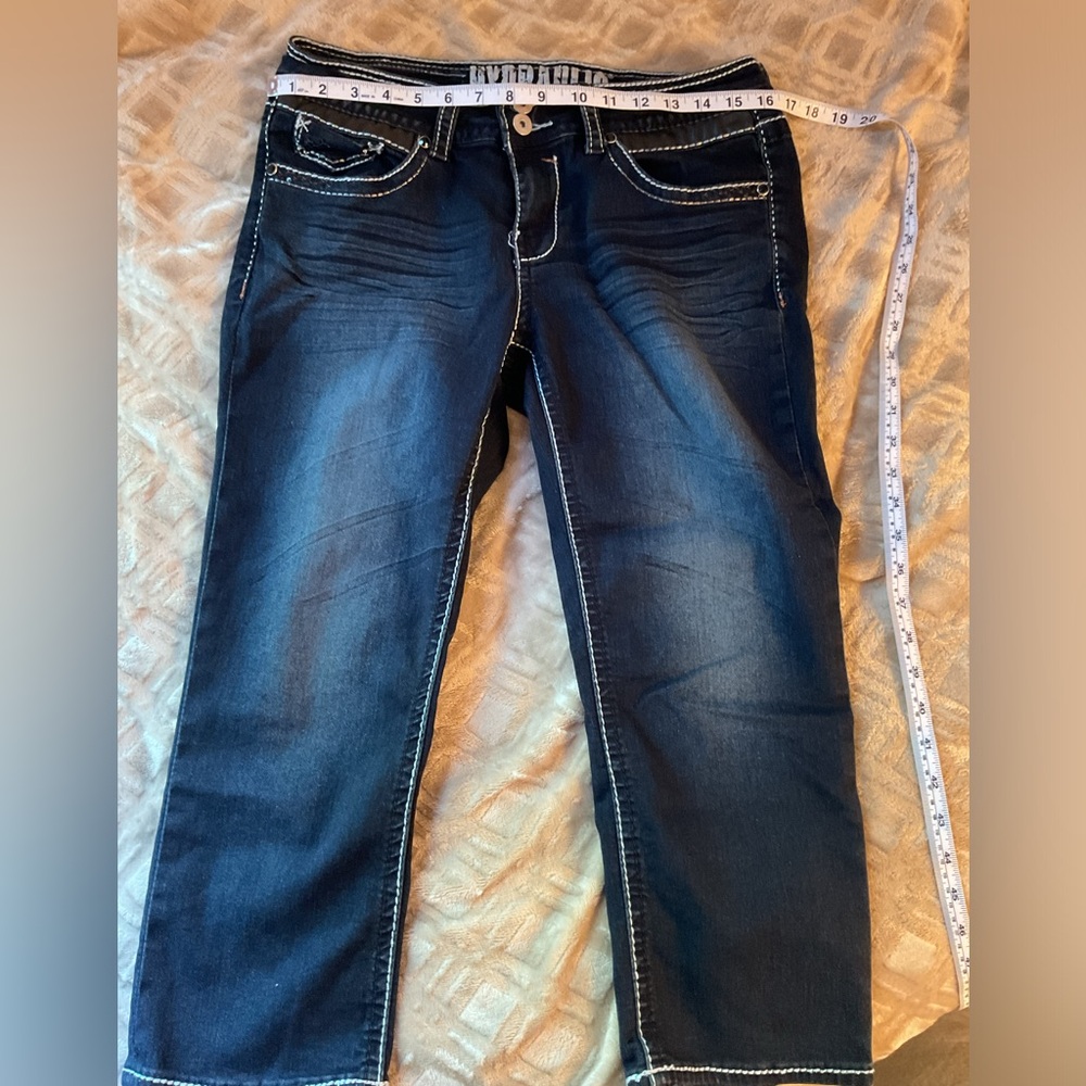 Juniors Hydraulic “Lola” jeans
